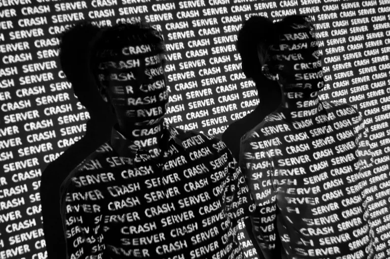 CrashServer - Code Black&White