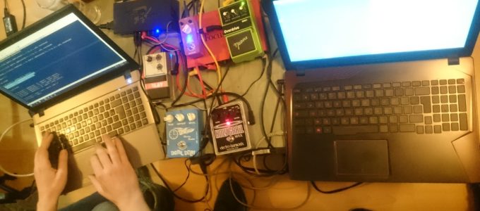 7eme ciel - livecoding with laptop and fx pedals